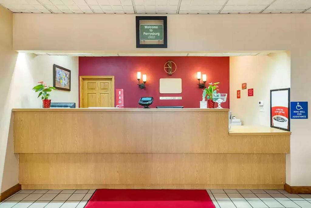 Days Inn By Wyndham Perrysburg Toledo Eksteriør billede