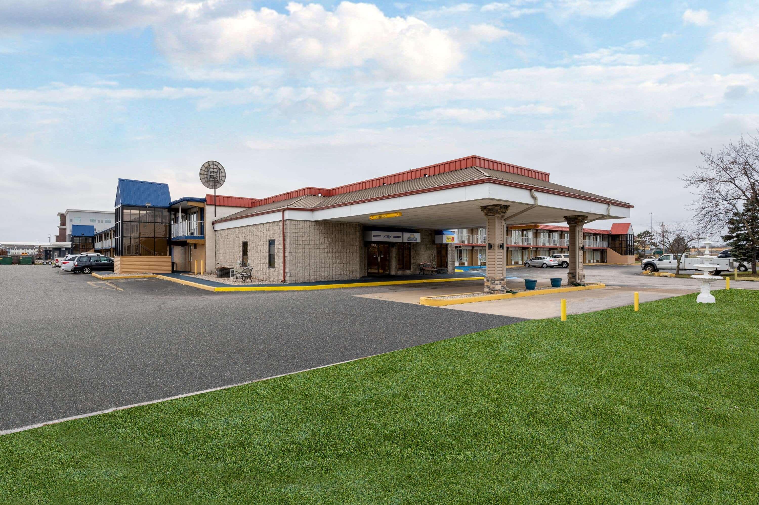 Days Inn By Wyndham Perrysburg Toledo Eksteriør billede