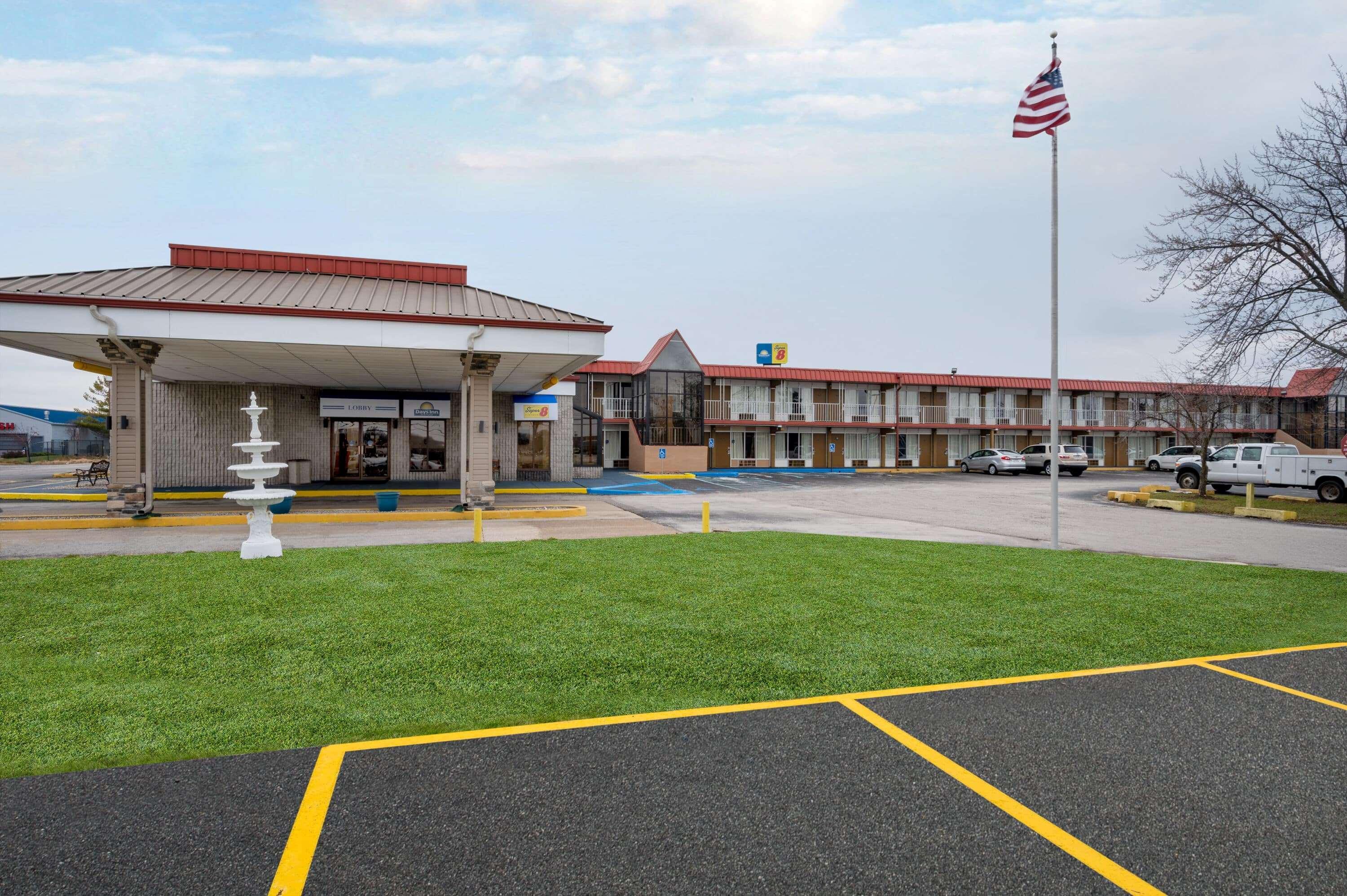 Days Inn By Wyndham Perrysburg Toledo Eksteriør billede